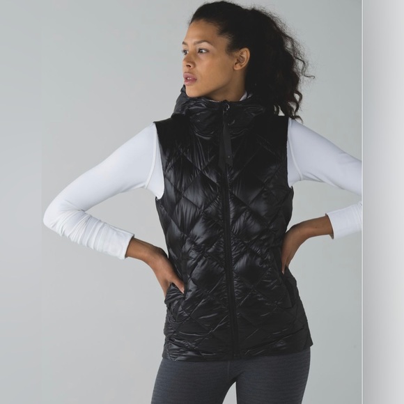 Lulu lemon reversible vest - size 4 - excellent condition - Picture 1 of 8